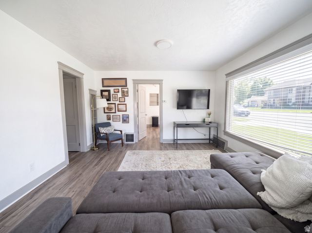 12 E 900 N, Provo, UT 84604