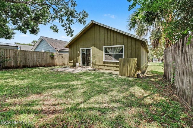 1324 INDEPENDENCE Drive B, Orange Park, FL 32065