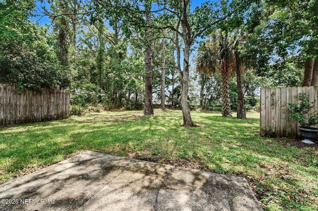 1324 INDEPENDENCE Drive B, Orange Park, FL 32065
