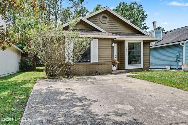 1324 INDEPENDENCE Drive B, Orange Park, FL 32065