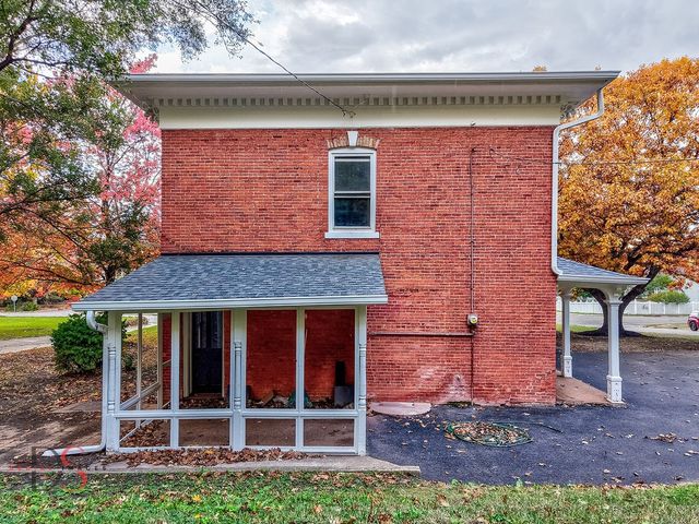 369 W Bluff Street, Marseilles, IL 61341