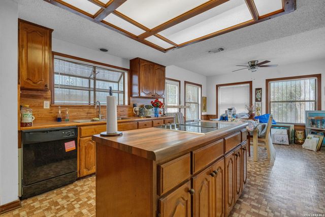 3919 Midvale, San Antonio, TX 78229