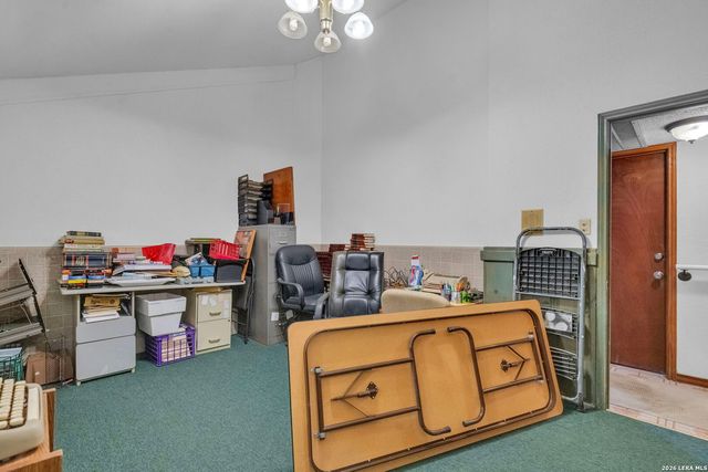 3919 Midvale, San Antonio, TX 78229