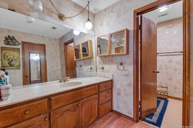3919 Midvale, San Antonio, TX 78229