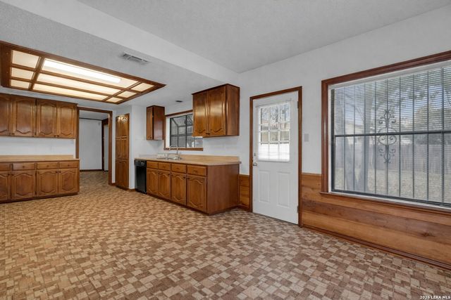3919 Midvale, San Antonio, TX 78229