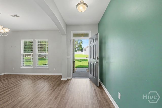 143 Grayson Avenue, Savannah, GA 31419