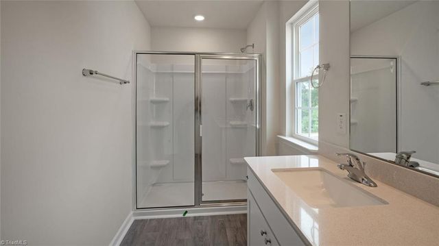 122 Beechwood Circle, Thomasville, NC 27360