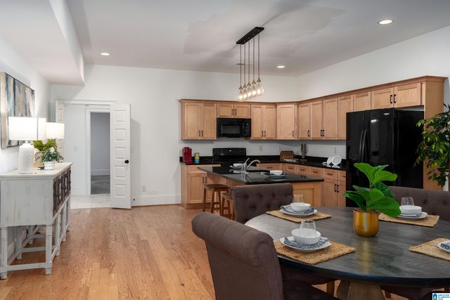 4391 VILLAGE GREEN CIRCLE, Hoover, AL 35226