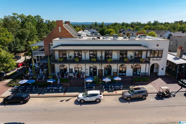 4391 VILLAGE GREEN CIRCLE, Hoover, AL 35226