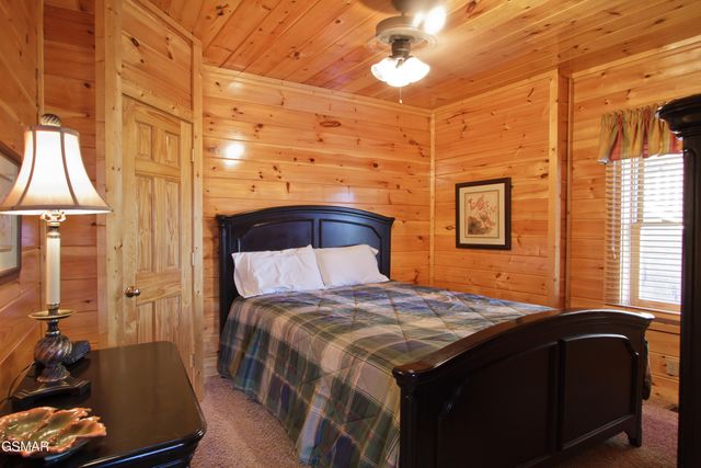 4610 High Vista Way, Pigeon Forge, TN 37863