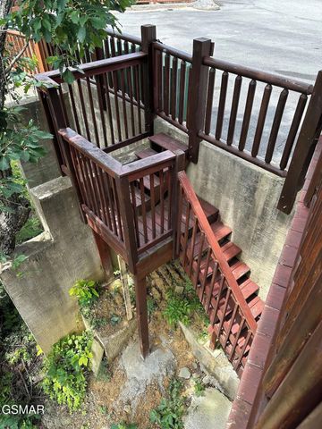 4610 High Vista Way, Pigeon Forge, TN 37863