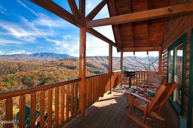 4610 High Vista Way, Pigeon Forge, TN 37863