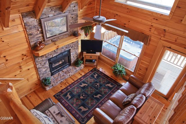 4610 High Vista Way, Pigeon Forge, TN 37863