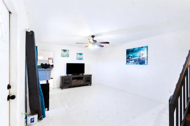 517 5th Lane, Greenacres, FL 33463