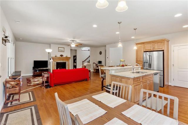 3726 Willow Glenn CIR, Suffolk, VA 23435