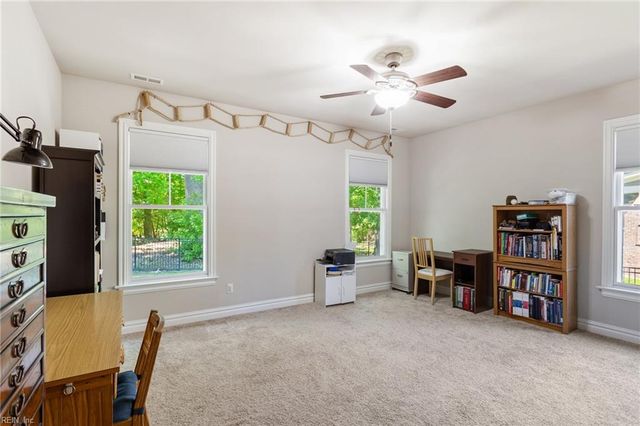 3726 Willow Glenn CIR, Suffolk, VA 23435