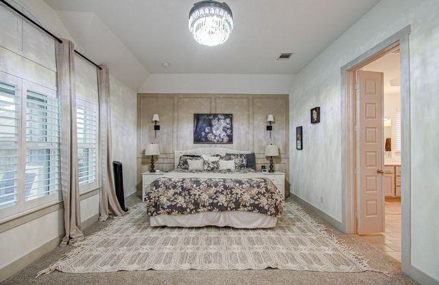 125 Dorado Drive, Friendswood, TX 77546