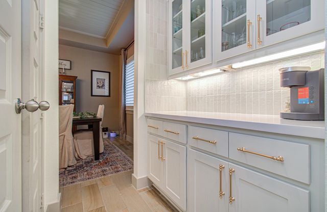 125 Dorado Drive, Friendswood, TX 77546