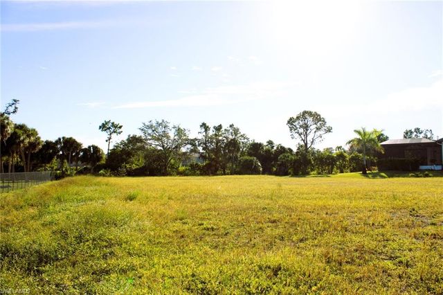 15851 Hampton View CT, Fort Myers, FL 33908