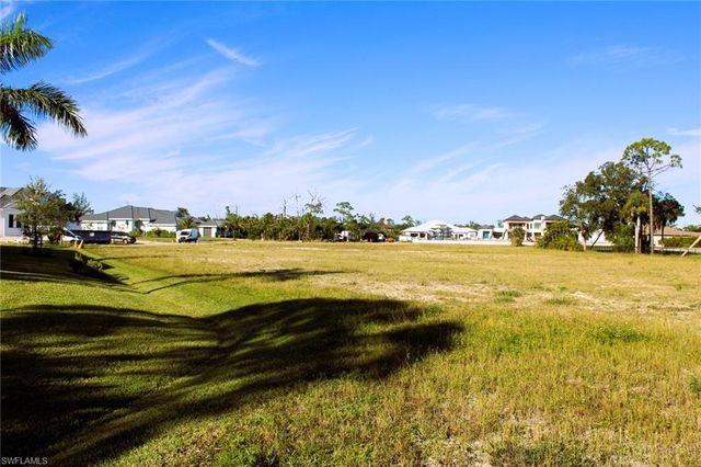 15851 Hampton View CT, Fort Myers, FL 33908