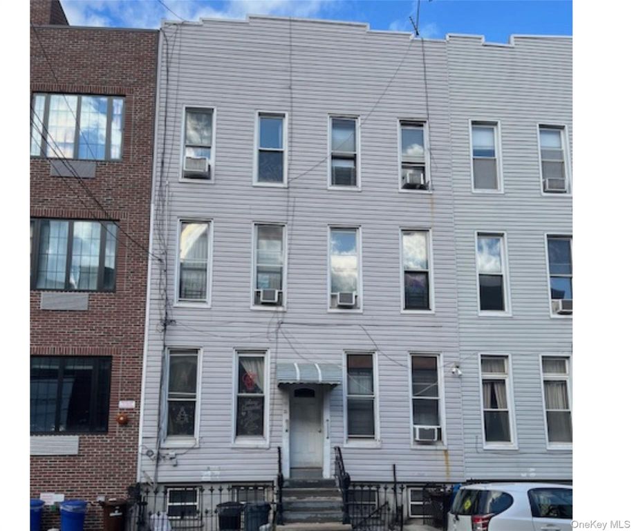 11-21 47th Road, Long Island City, NY 11101