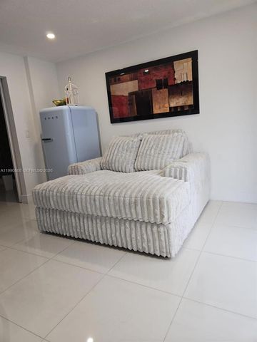 12610 NW 11th Ter, Miami, FL 33182