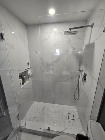 12610 NW 11th Ter, Miami, FL 33182