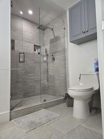 12610 NW 11th Ter, Miami, FL 33182