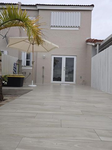 12610 NW 11th Ter, Miami, FL 33182