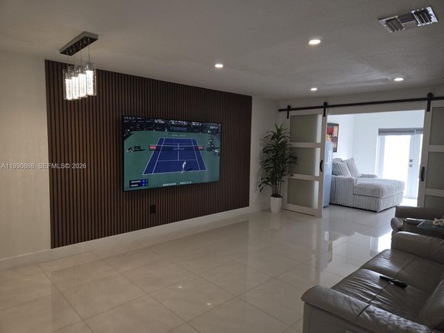 12610 NW 11th Ter, Miami, FL 33182