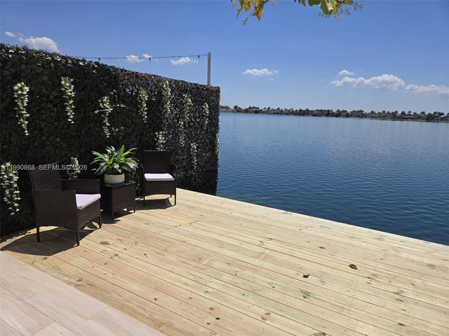 12610 NW 11th Ter, Miami, FL 33182