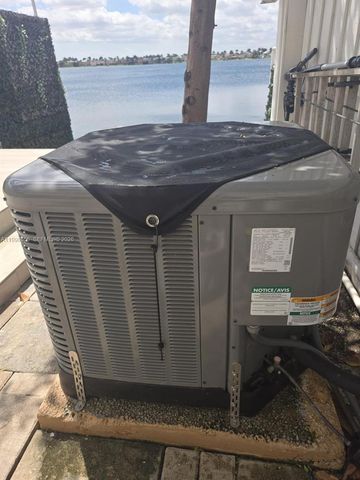 12610 NW 11th Ter, Miami, FL 33182