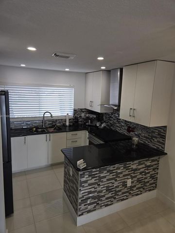 12610 NW 11th Ter, Miami, FL 33182