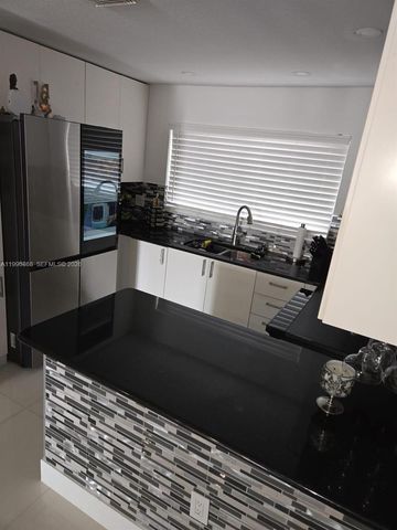 12610 NW 11th Ter, Miami, FL 33182