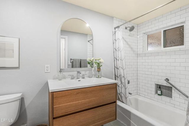 1557 Prima Court, Camarillo, CA 93010