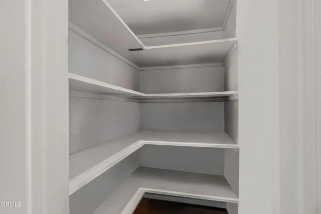 1557 Prima Court, Camarillo, CA 93010