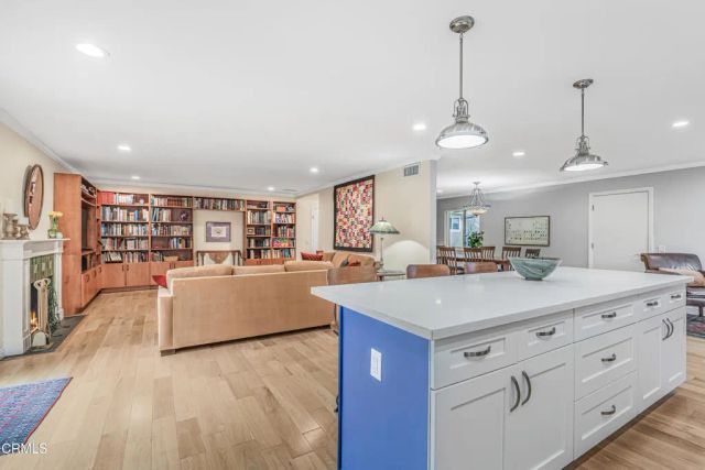 1557 Prima Court, Camarillo, CA 93010