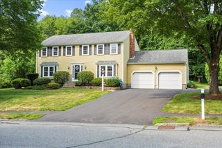 12 Lantern Ln, Shrewsbury, MA 01545