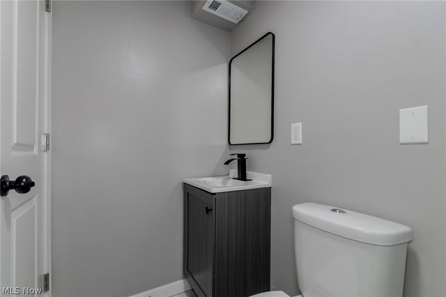 246 Courtland Boulevard, Eastlake, OH 44095