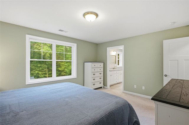 17 Old Tunk Hill Road, Scituate, RI 02825
