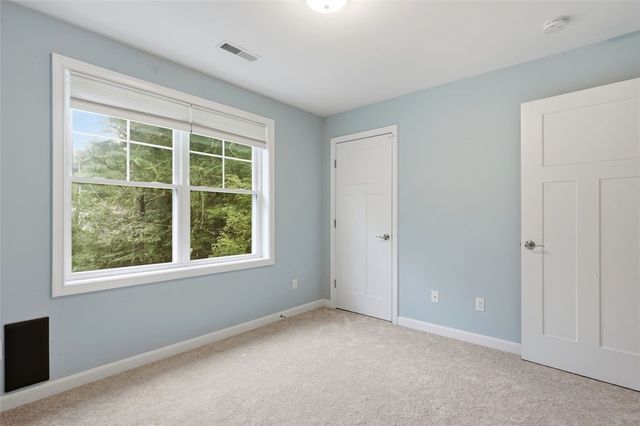 17 Old Tunk Hill Road, Scituate, RI 02825
