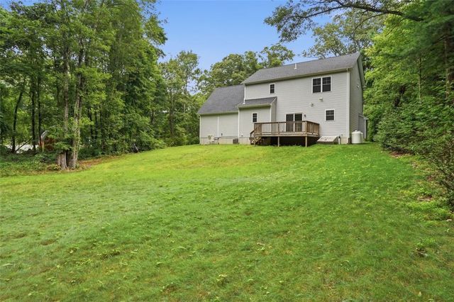 17 Old Tunk Hill Road, Scituate, RI 02825