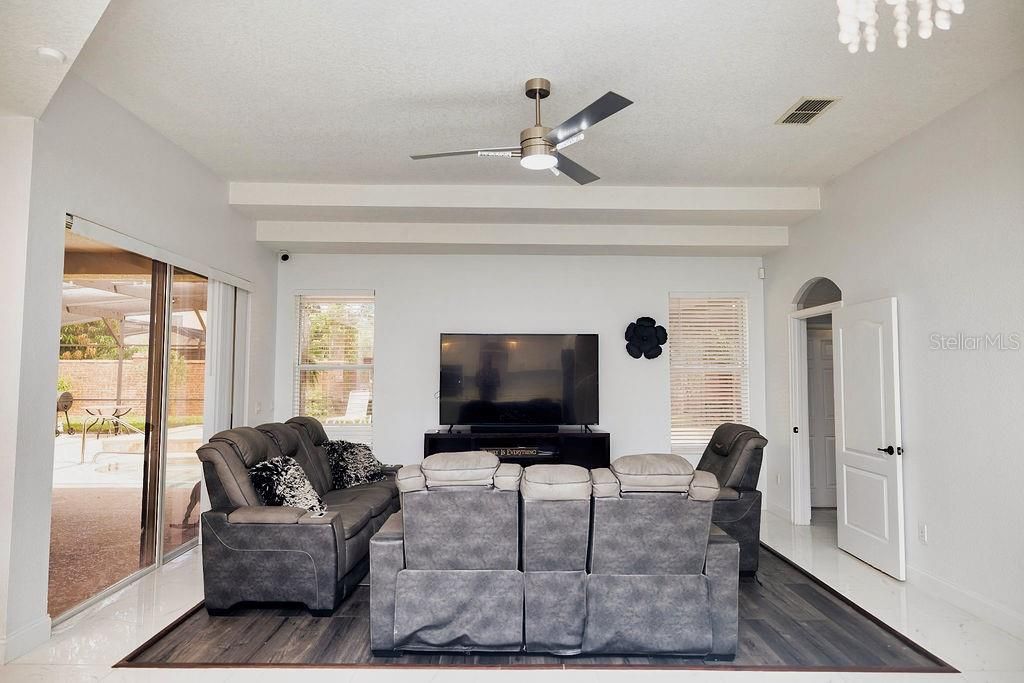 Image 15 of property listing at 626 DUFF DRIVE, Winter Garden, FL 34787