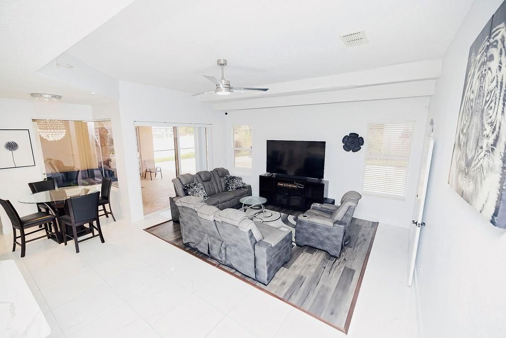 Image 17 of property listing at 626 DUFF DRIVE, Winter Garden, FL 34787