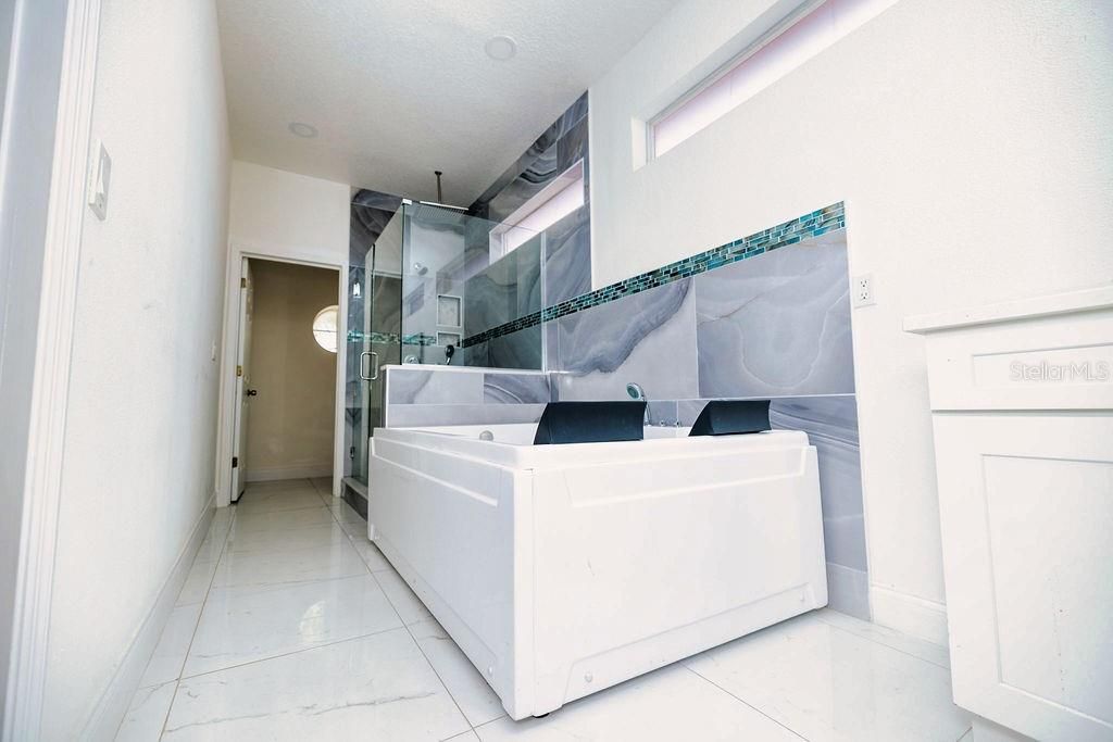 Image 32 of property listing at 626 DUFF DRIVE, Winter Garden, FL 34787