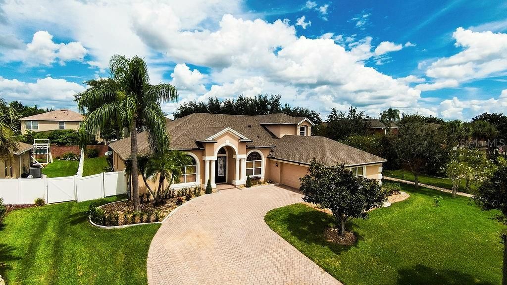 Image 86 of property listing at 626 DUFF DRIVE, Winter Garden, FL 34787