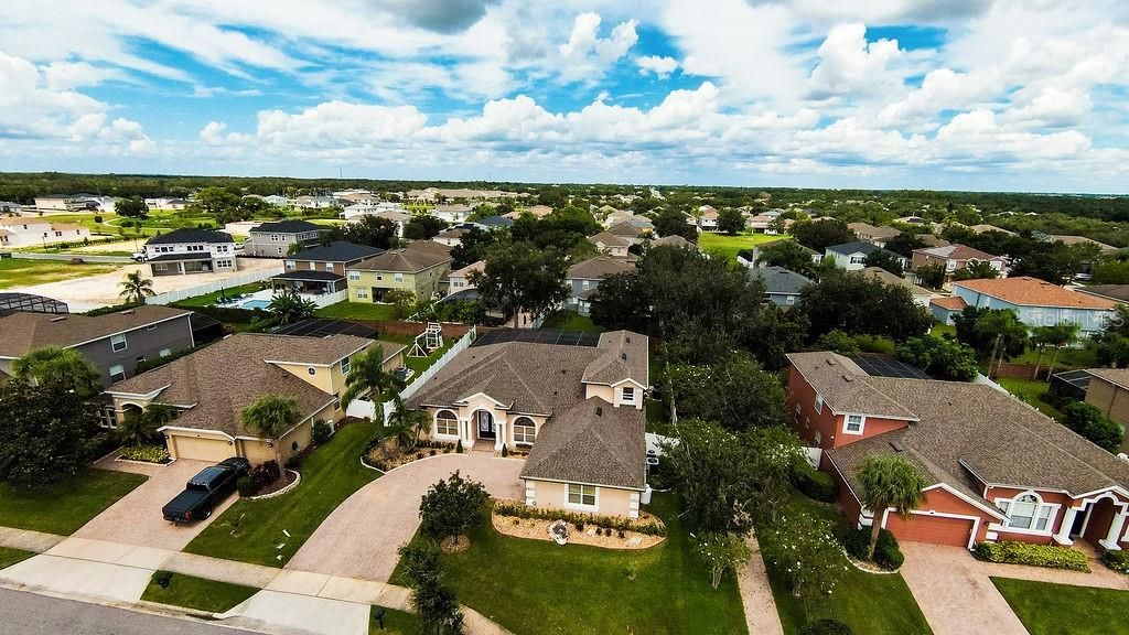 Image 89 of property listing at 626 DUFF DRIVE, Winter Garden, FL 34787