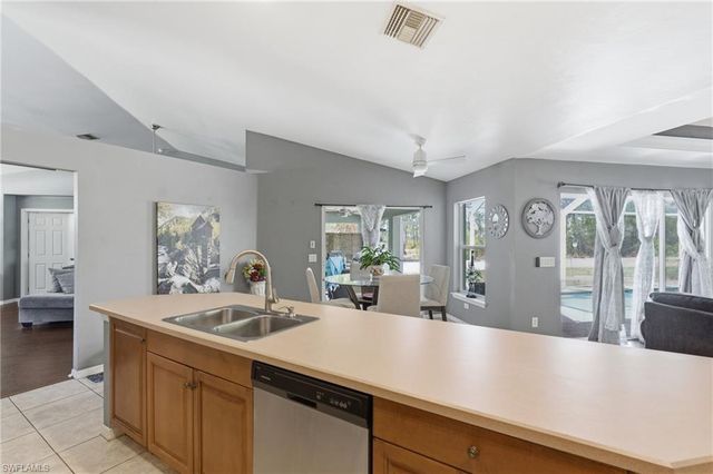 3941 NW 42nd LN, Cape Coral, FL 33993