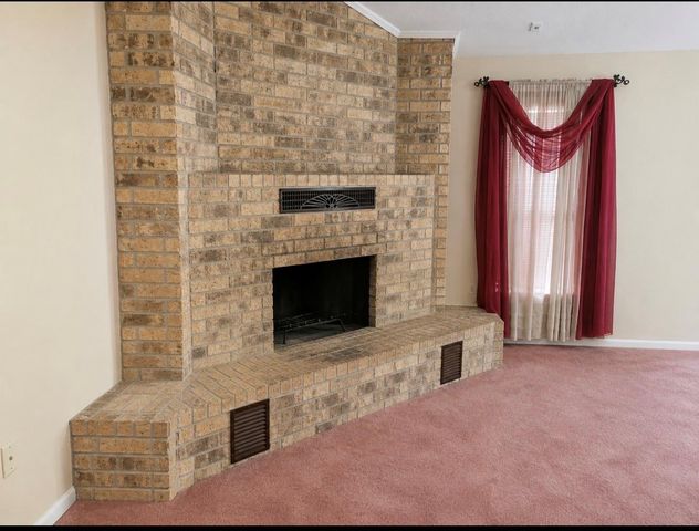 707 Willow Avenue, Cleveland, TX 77327
