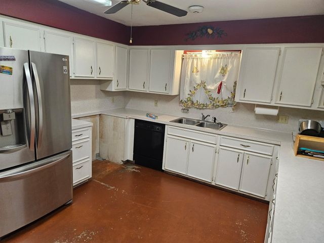 707 Willow Avenue, Cleveland, TX 77327